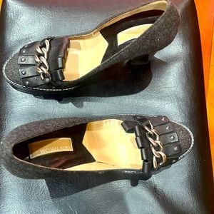 Michael Kors pump leather soles 4.5 inch heel, made in Italy, grey wool/ leather